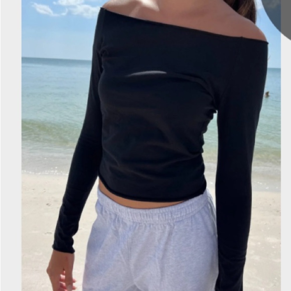 Brandy Melville Black Bonnie Top